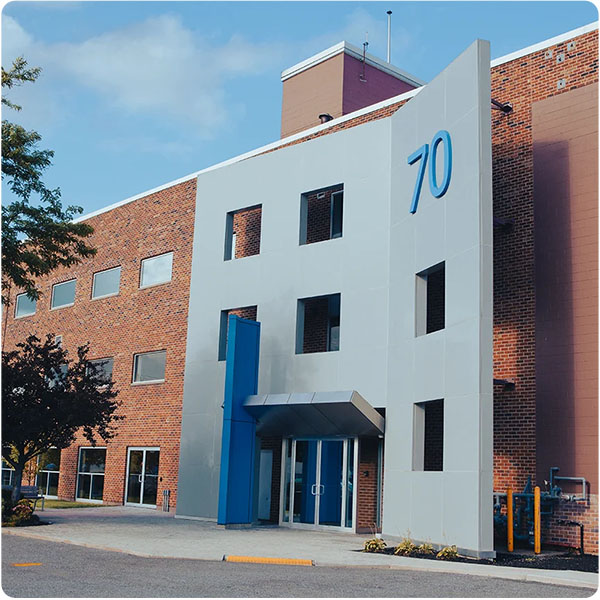 Photograph of CoreSite data centerin Bost, built to support sustainability.