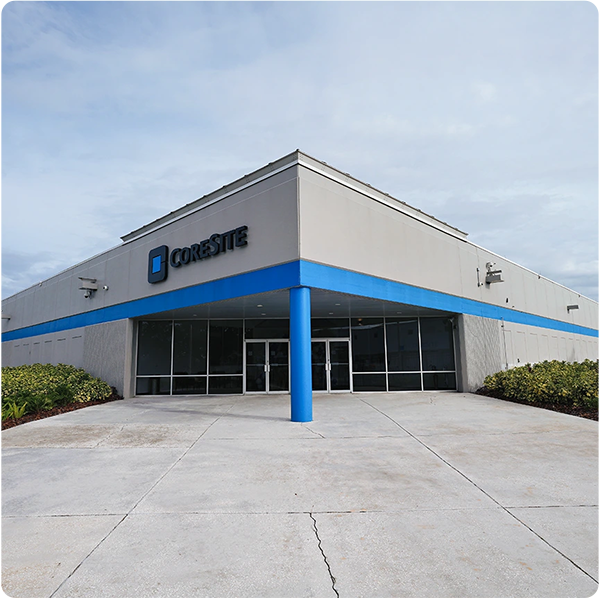 A photograph of the entrance to CoreSite’sOrlando dat center, OR1.